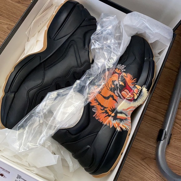 Men’s Gucci Sneaker - Picture 2 of 14